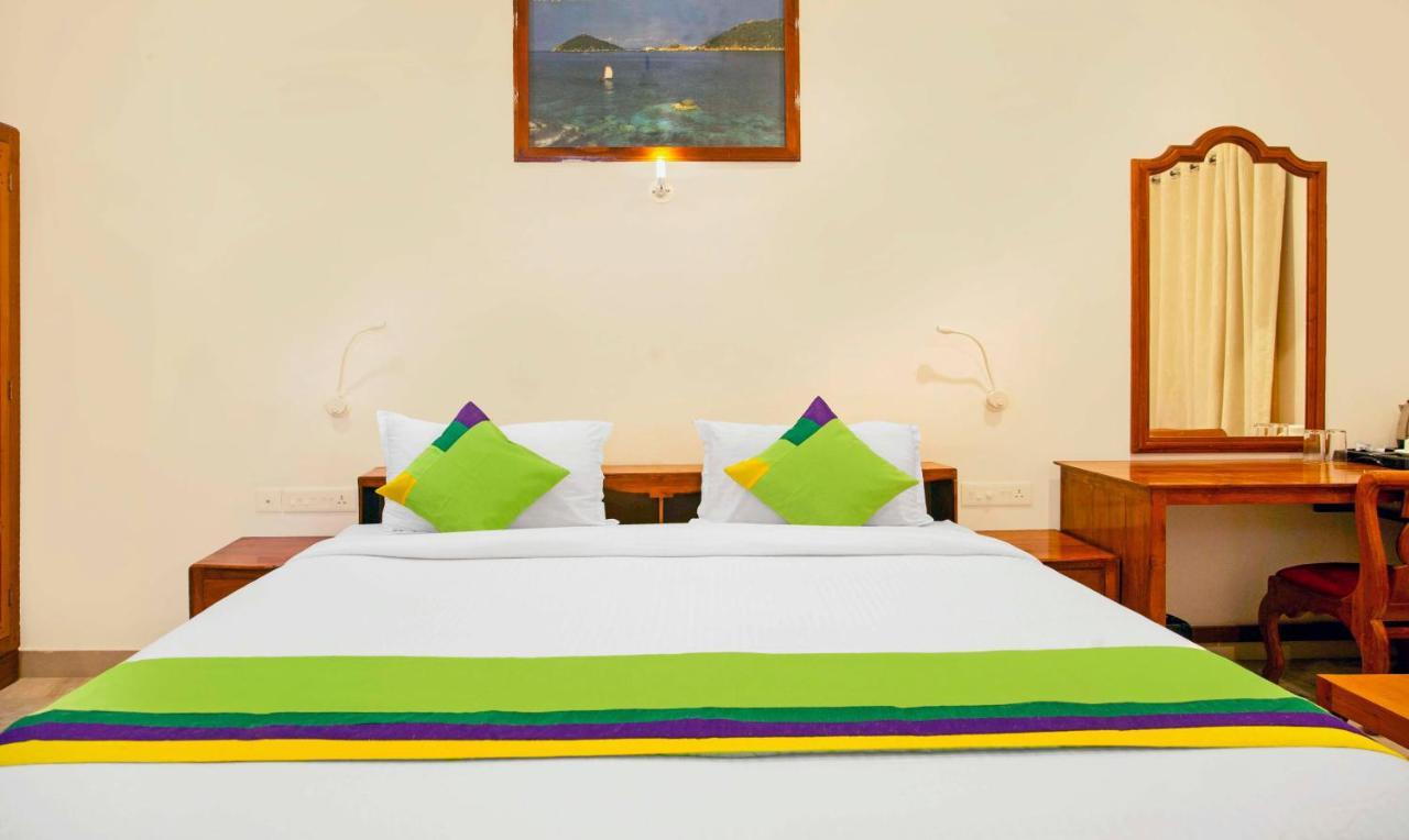 Treebo Kumily Gate Thekkady, Periyar National Park Hotel ภายนอก รูปภาพ