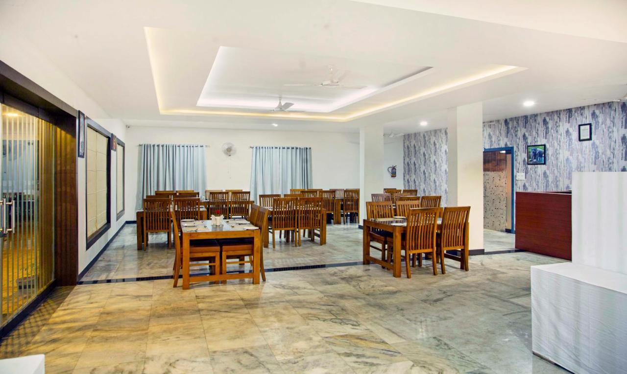 Treebo Kumily Gate Thekkady, Periyar National Park Hotel ภายนอก รูปภาพ